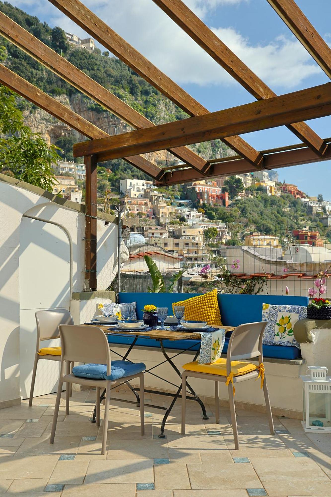 Appartamento Casa Flavia, Positano Center Esterno foto